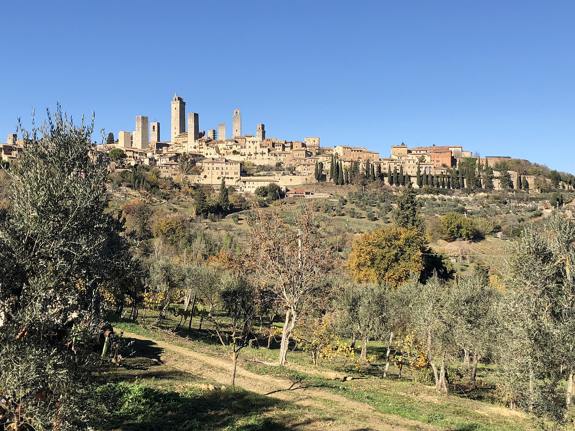 Volterra and San Gimignano from Pisa: Deep Tuscany Day Trip