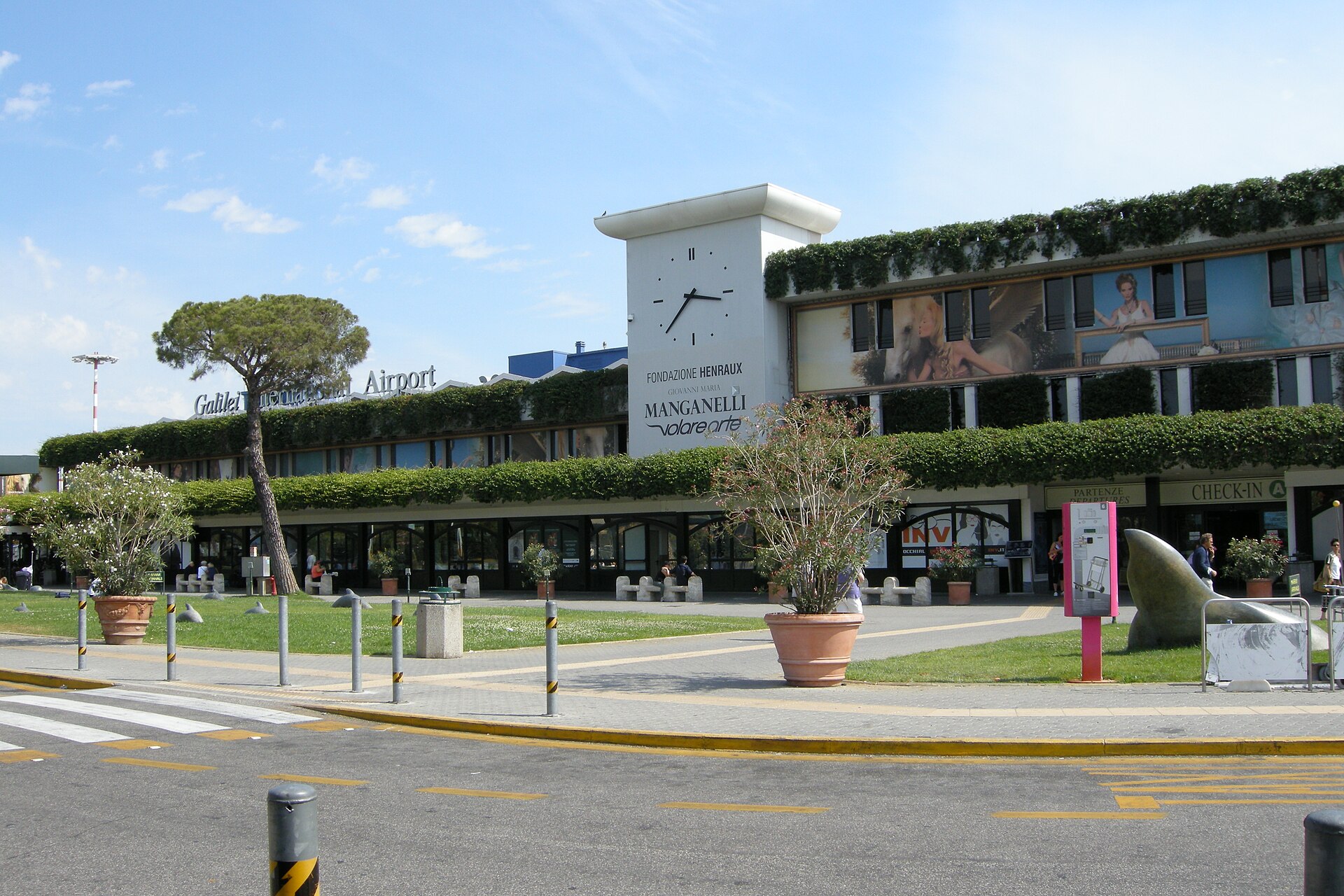 Pisa Airport to city centre